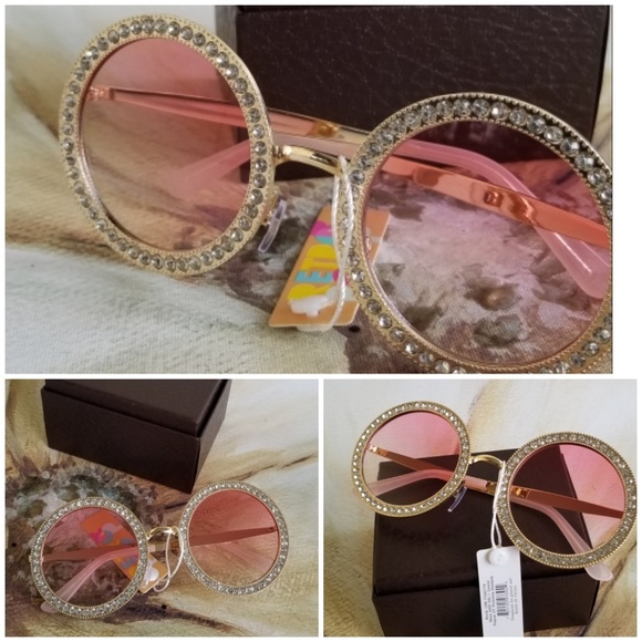 Accessories - HIGH QUALITY MATERIALS  round sunglasses is made o